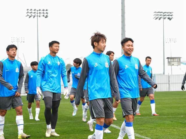 九游娱乐app下载-申花7号空缺,拉唐穿9号,申花本土前锋只剩刘诚宇 踢大连试金433