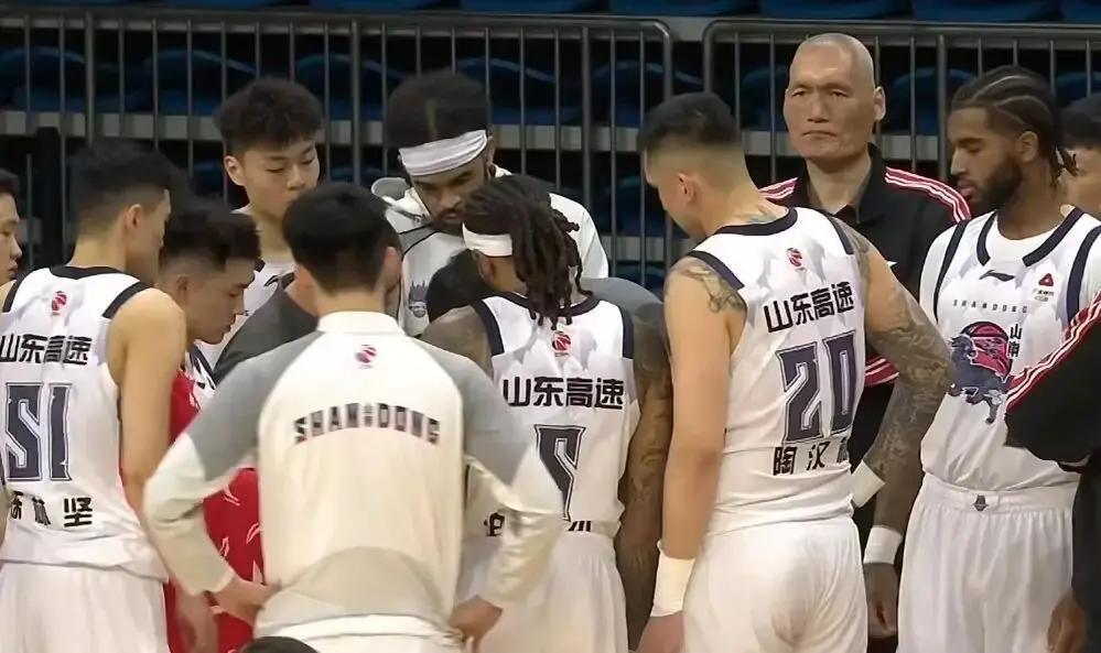 九游娱乐-5战5捷！看完上海队接下来的4个对手，“9连胜”应该是手拿把掐了