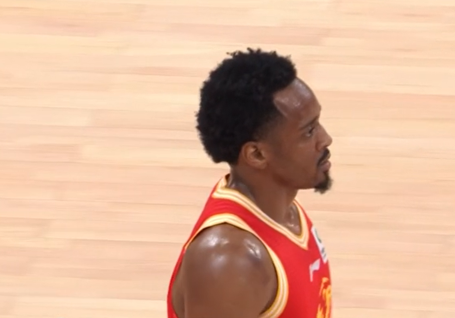 九游娱乐-输广东6分！揪出表现最差之人，狂出手21次 坑惨了广厦队