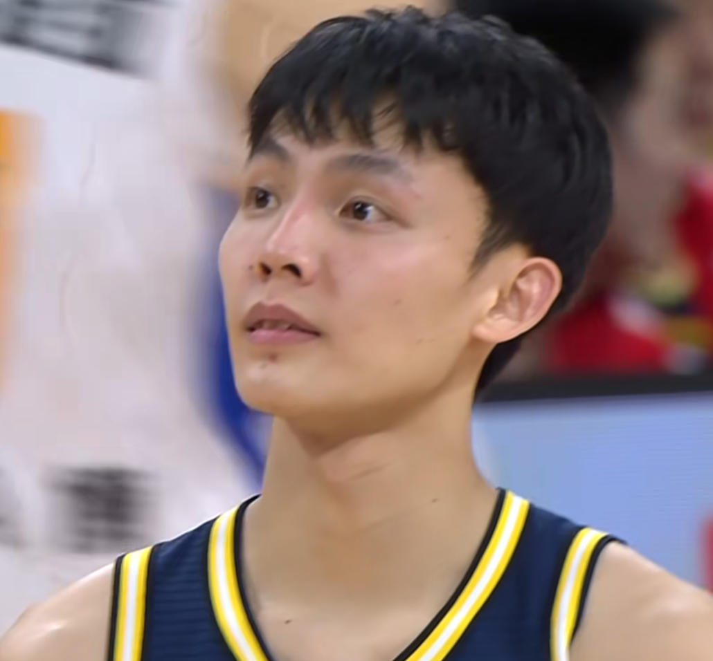 九游娱乐官方入口-宏远官方预热！杜锋表情严肃，徐杰三分超准，胡明轩仍有伤在身